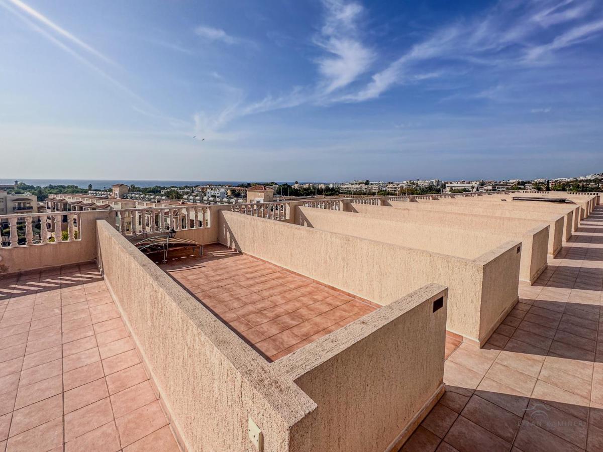 Apartamento Royal Seacrest Crown-Jewel, 2B, Pools, Sea, Center Paphos Exterior foto